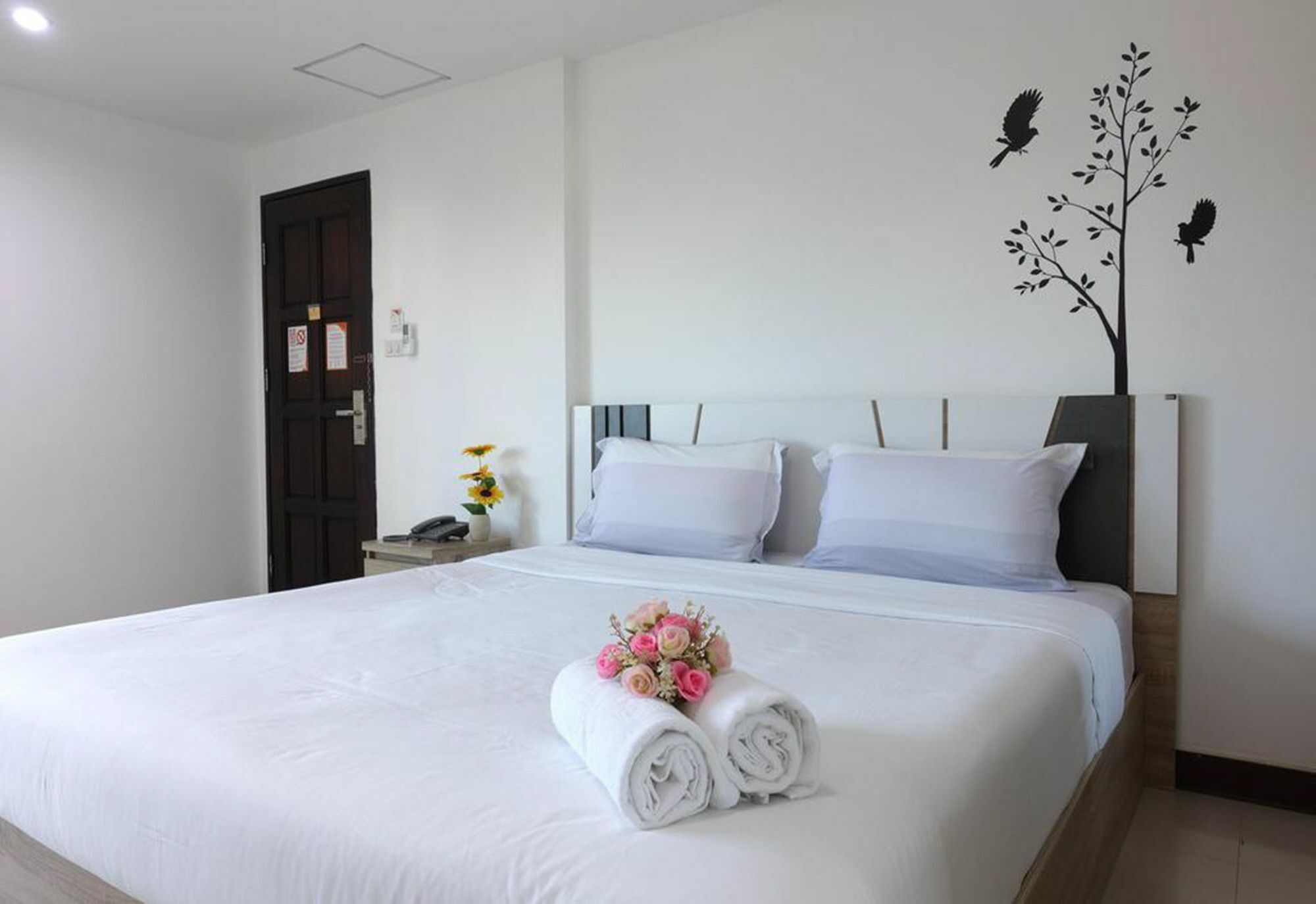 Rinn Boutique House Чіангмай Екстер'єр фото